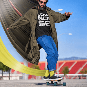 CHARLY LOWNOISE – T-shirt with LOWNOISE print