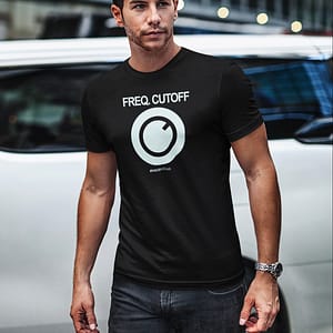 #KNOBWEAR – T-shirt FREQ. CUTOFF, white print