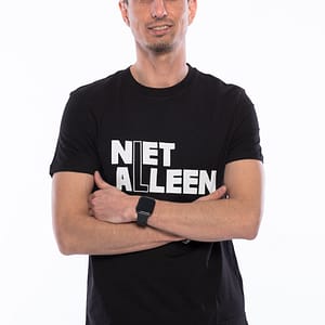 ST NIET ALLEEN – HEREN zwart T-shirt, logo in wit